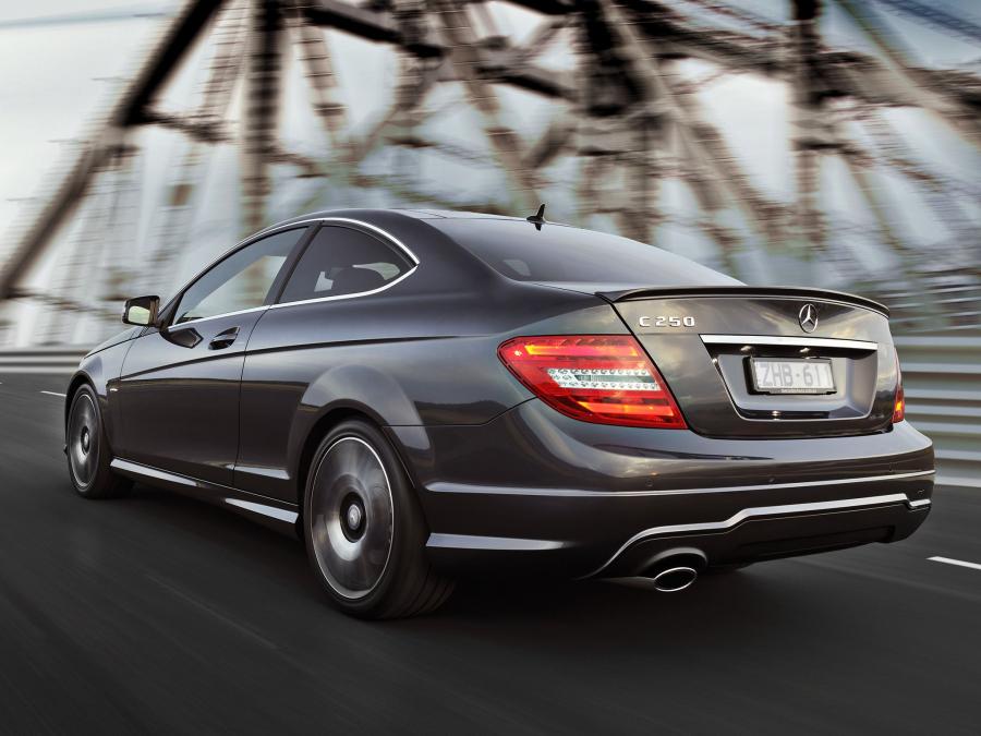  Mercedes-Benz C250 Coupe Sport 2012 года  (AU) (фото 13 из 13)